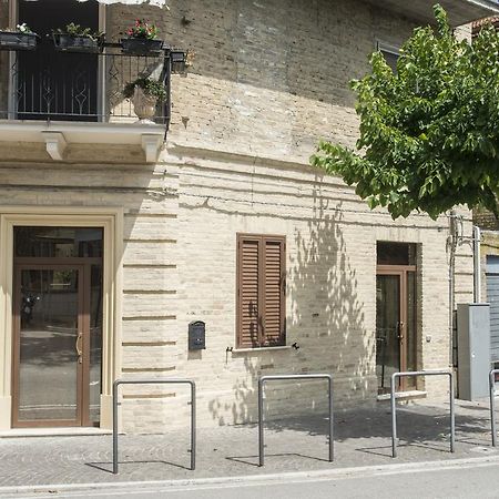 Appartement La Casa Di Tina à Colonnella Chambre photo