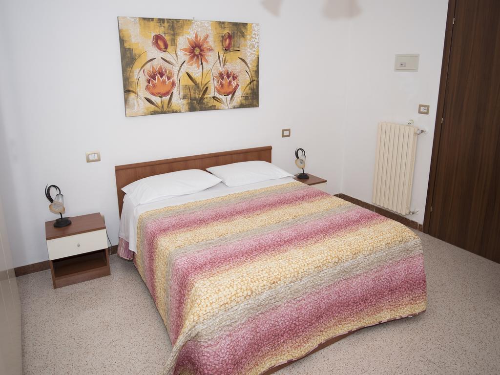 Appartement La Casa Di Tina à Colonnella Chambre photo